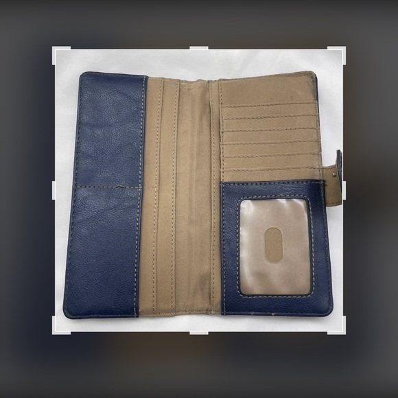 Relic Wallet - Picture 6 of 10